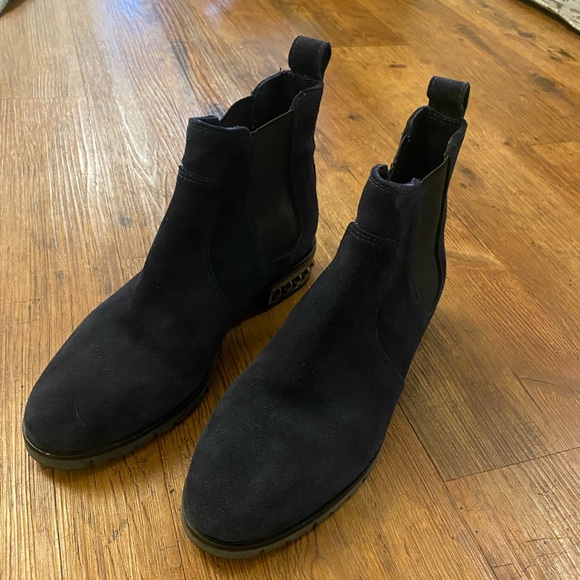 Karl Lagerfeld 🦋 Navy Suede Booty ♥️ NWOT!♥️ SZ 7 - Picture 7 of 7